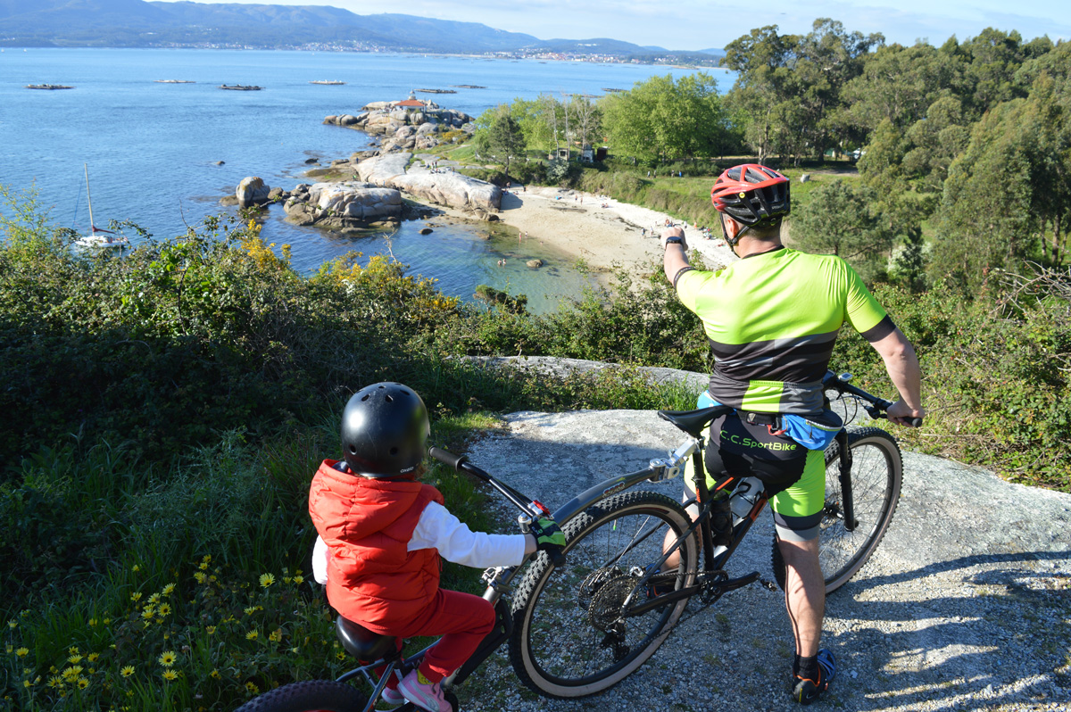 Miniatura A Illa de Arousa en bicicleta